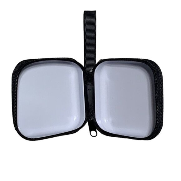 Retro Radio Design Key & Card Holder - Picture 3 of 11